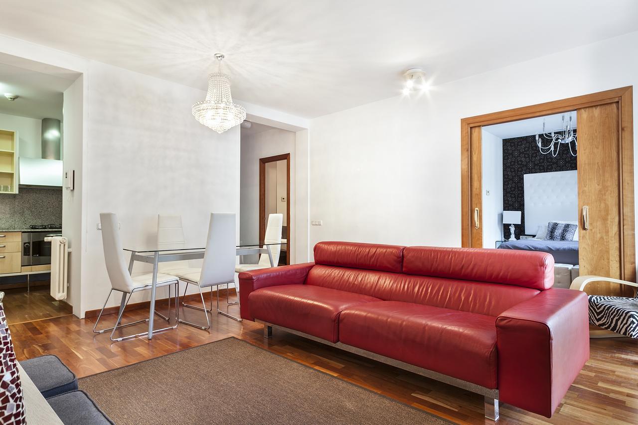 Canela Homes Barcelona Universitat Eksteriør billede